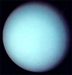 Уран . Снимок Вояджера